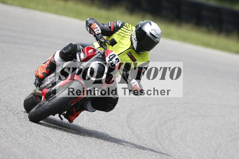 /25 10.06.2025 MaxRacing ADR/Gruppe gruen/43